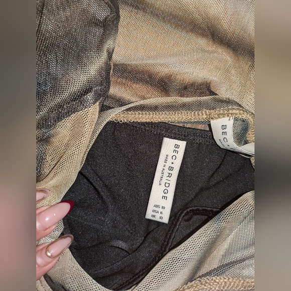 16. NWT BEC + BRIDGE WATERCOLOR SHORT SLEEVE MAXI DRESS WITH STRAPLESS SLIP - Picture 12 of 12